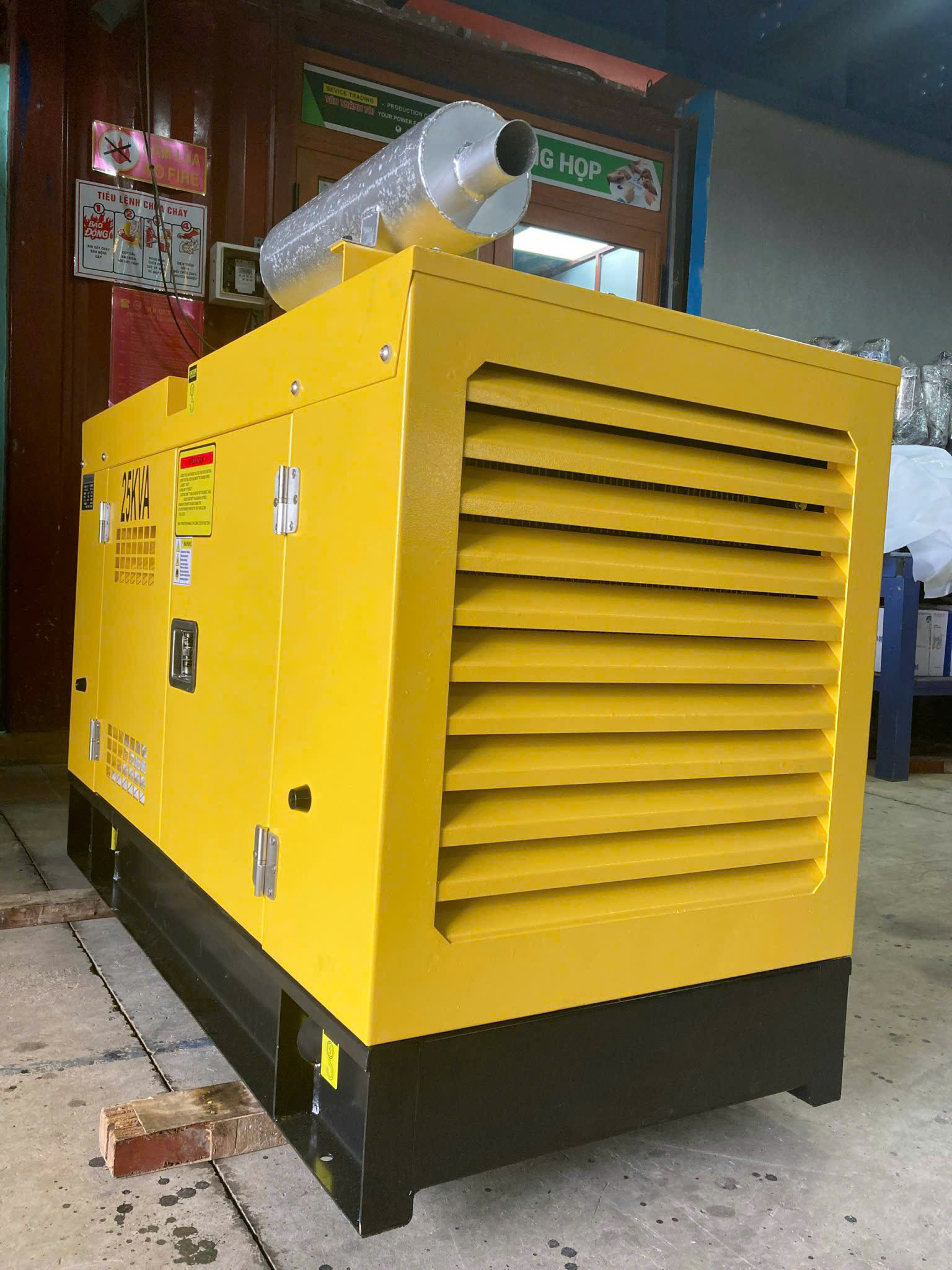 Z6808790095984 D43575809b8abe32cff3b25742d7166a