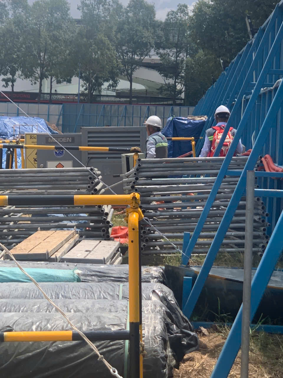 Z6855308326340 030b2d519e614272519ce0348f977b82